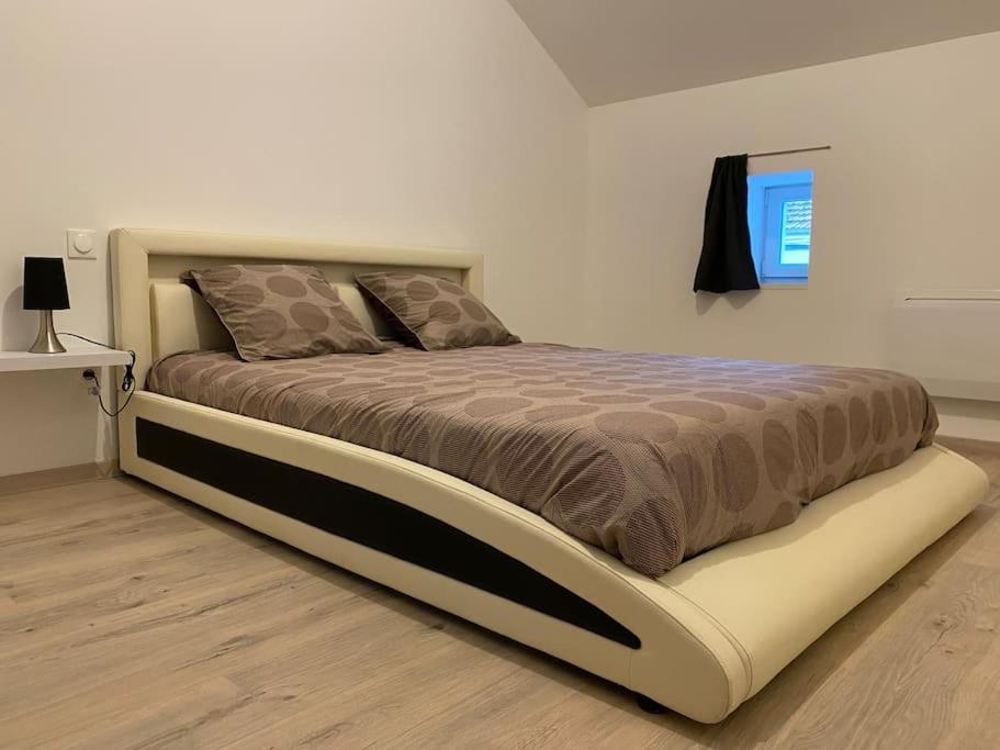 L'Avison Apartment Bruyeres Bagian luar foto